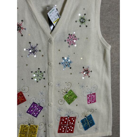 Christmas Sweater Vest Sequins Presents Snowflakes Size XL NEW Cream Silver - Picture 3 of 7